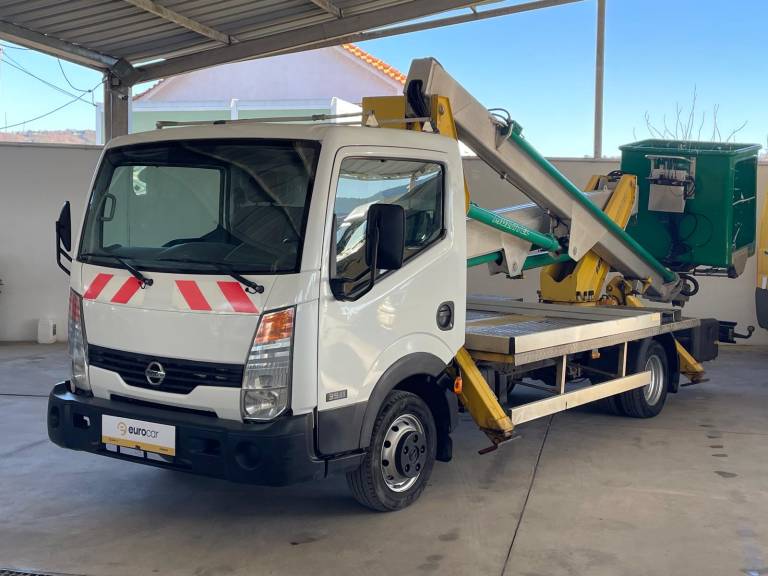 Nissan Cabstar MULTITEL HX 195 20 Mts