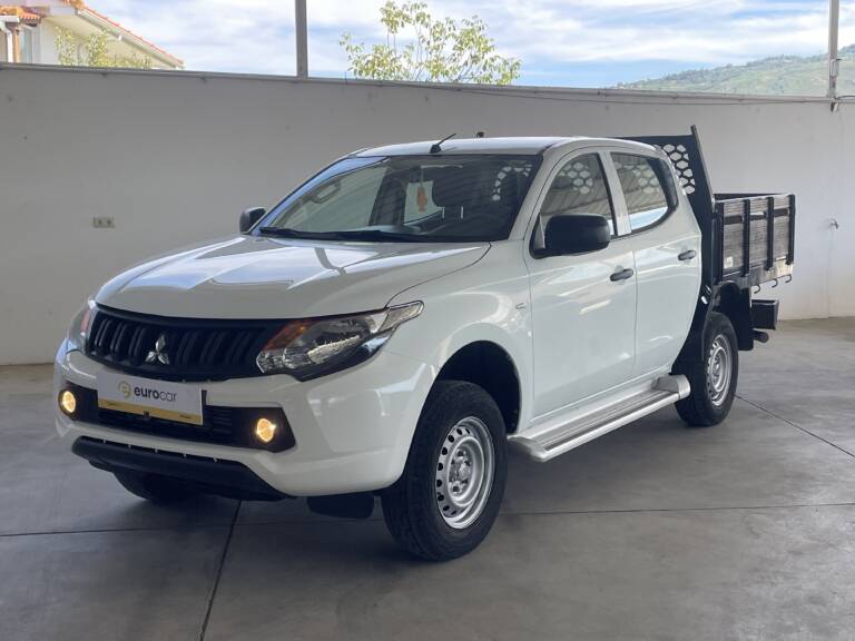 Mitsubishi L200 2.4 DI-D CD