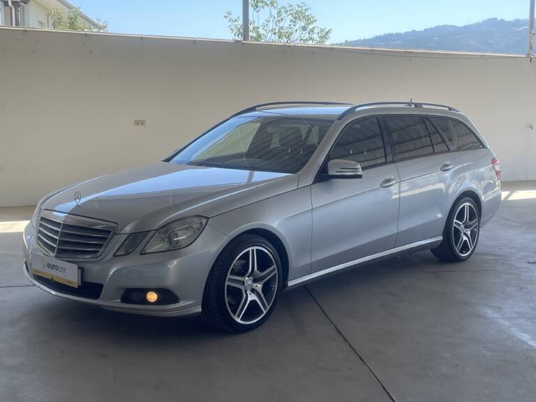 Mercedes-Benz E 200 CDI DPF BlueEFFICIENCY 7G-TRONIC Elegance