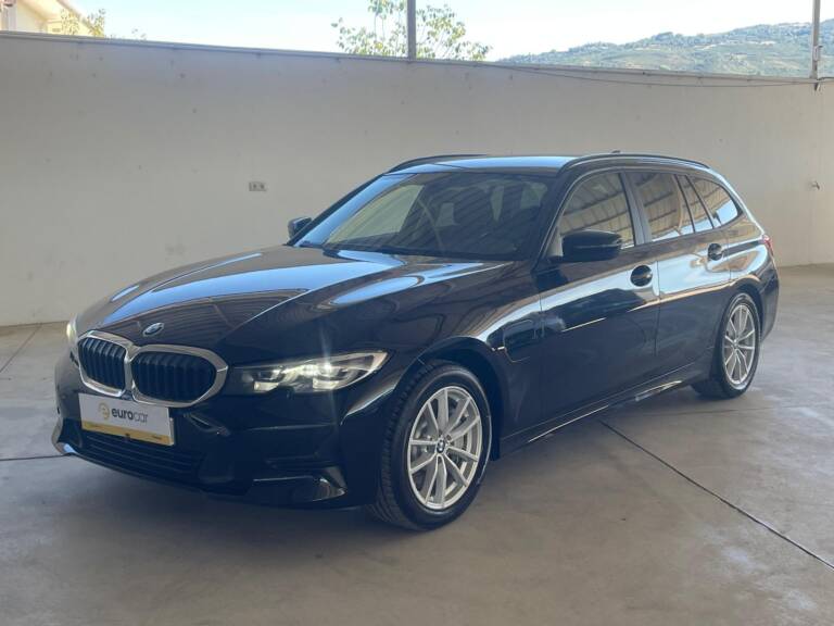 BMW 330 e Aut. Advantage